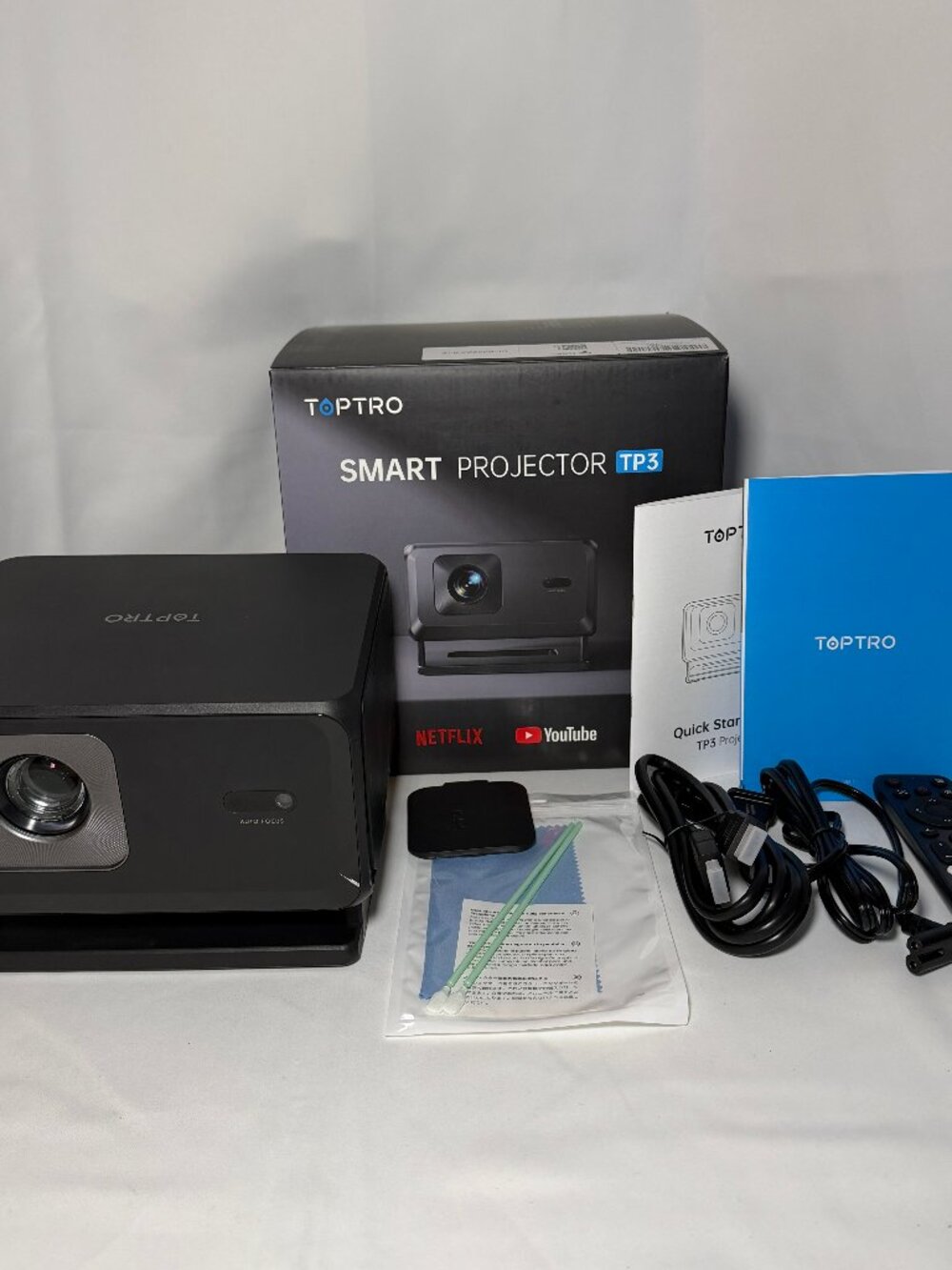 Toptro Smart Mini Video Projector TP3 Netflix YouTube Black Bluetooth Wifi 1080P
